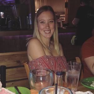 Meet your Posher, Elyse